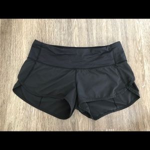 Lululemon Speed Up Short 2’5